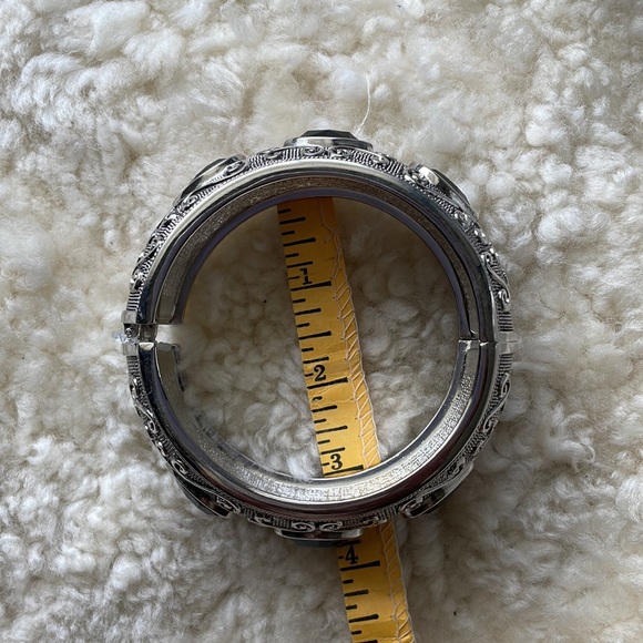 Plus Size Fashion Bracelet - Picture 6 of 6